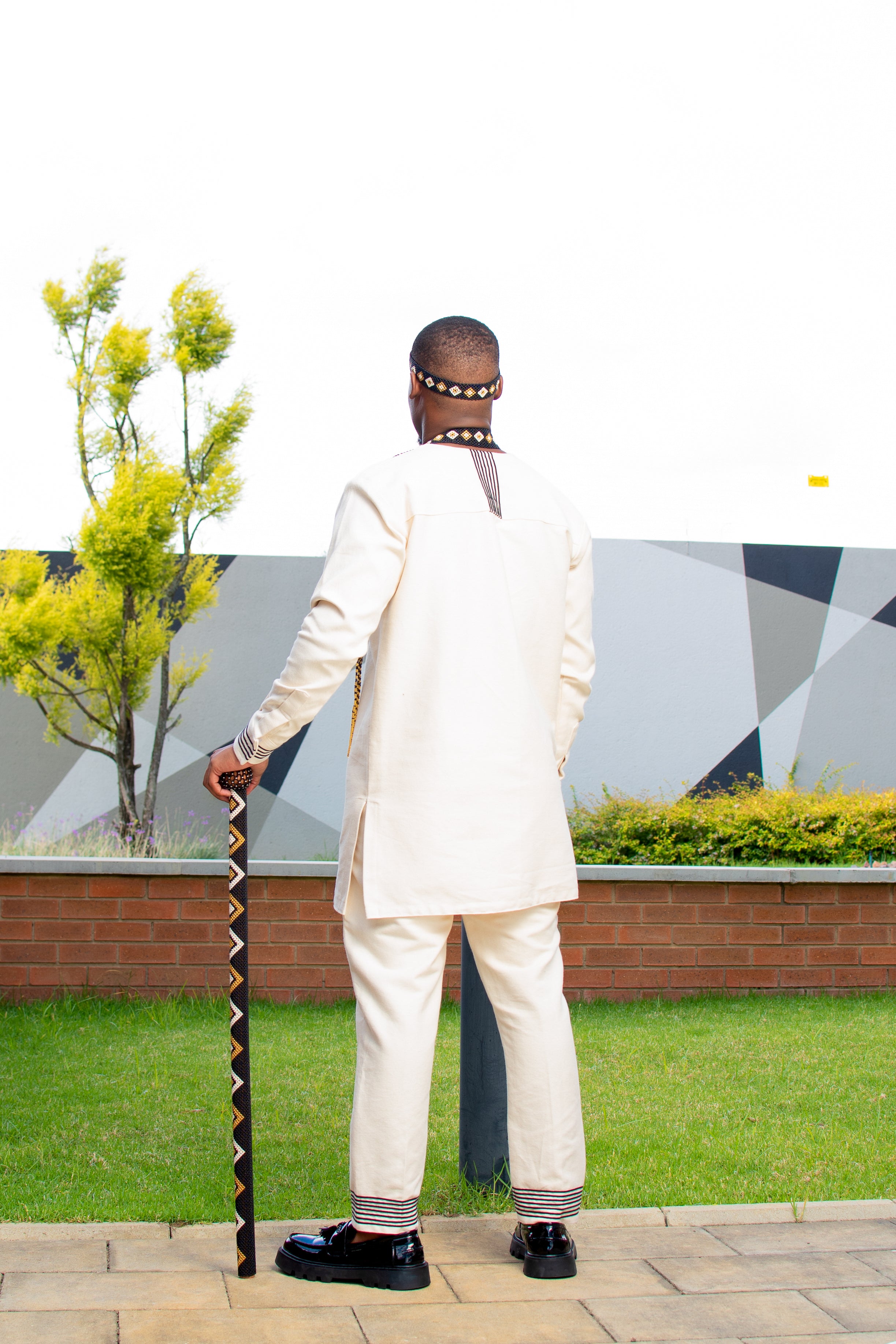 Cream & black men’s 2 piece ensemble