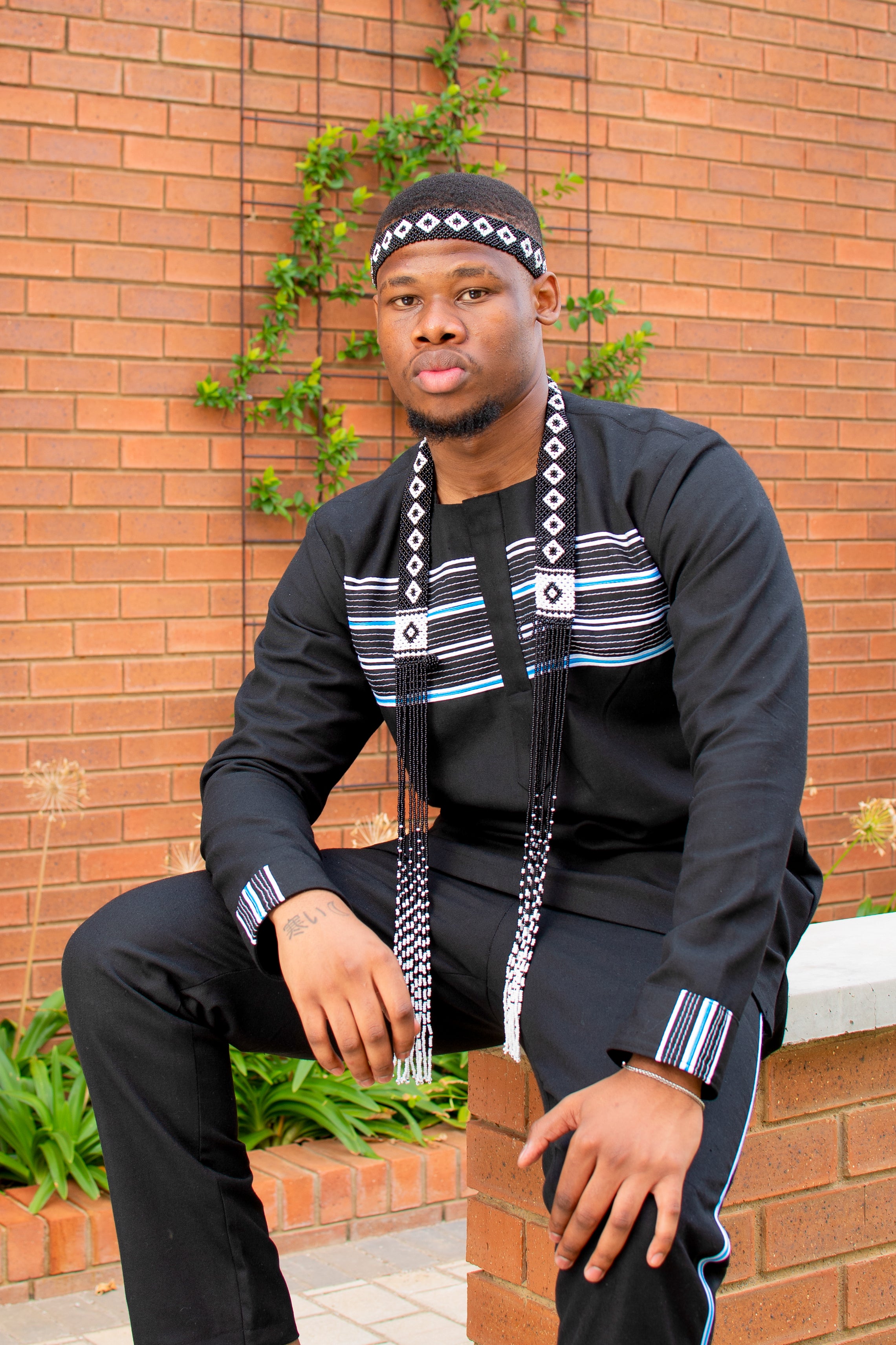 Black 2 piece men’s ensemble