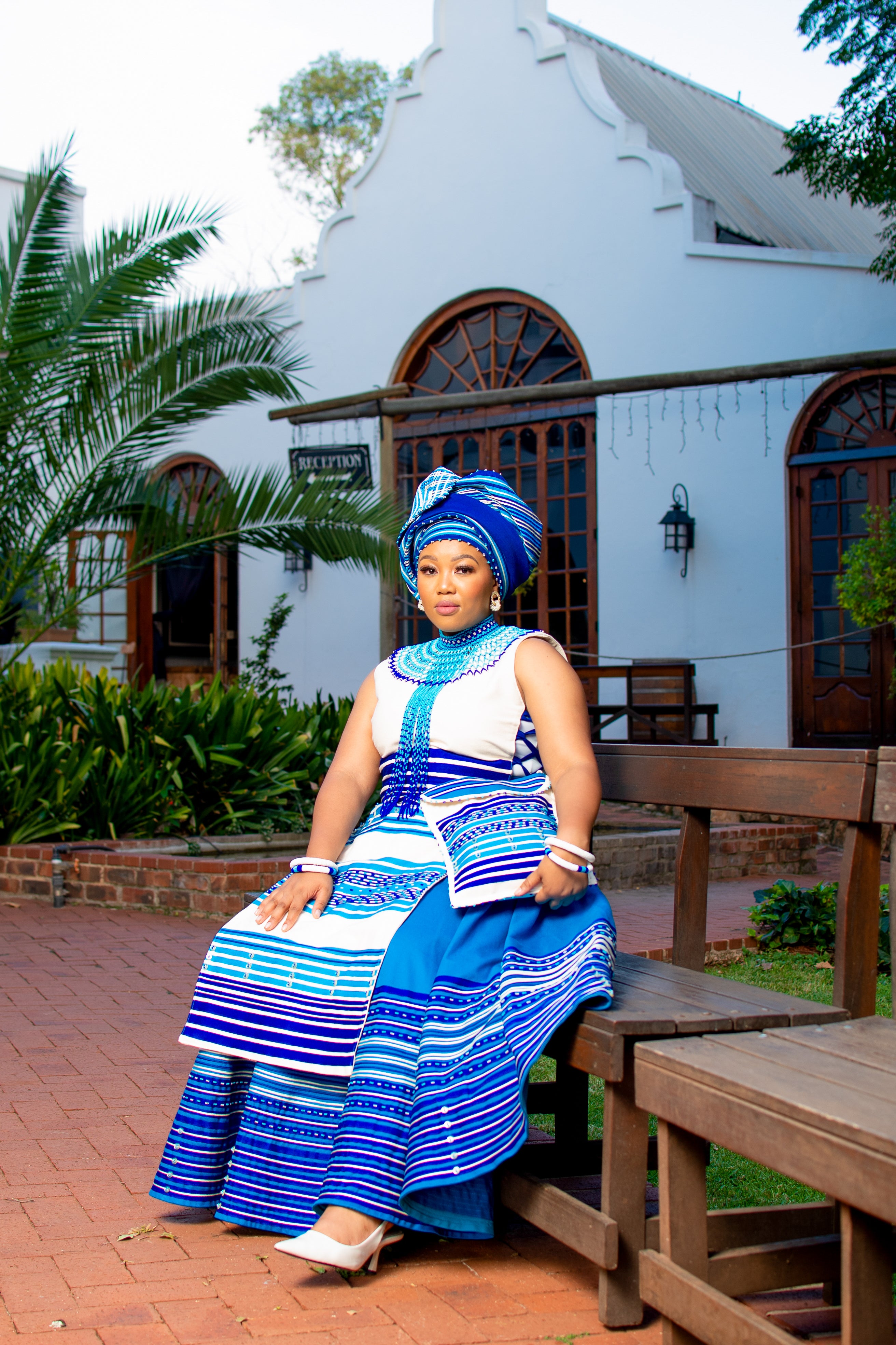 Turquoise, blue and cream ladies 5 pieces ensemble