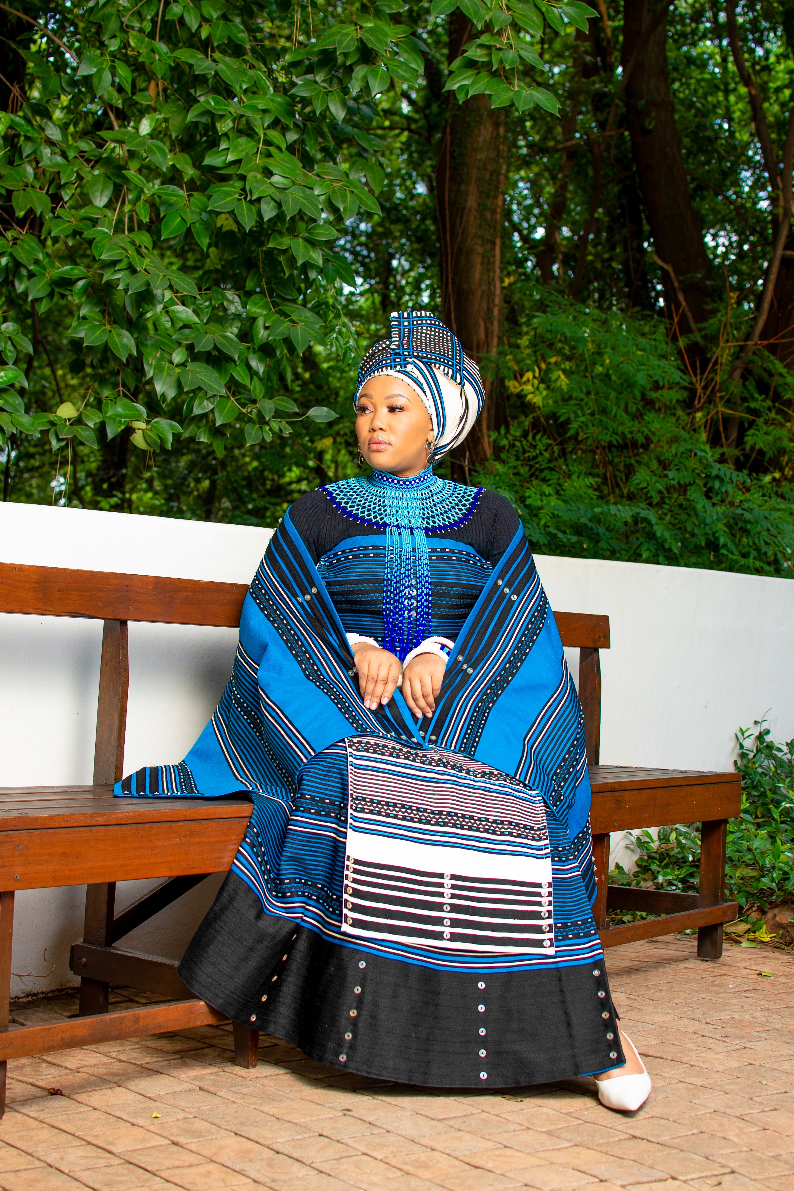 Turquoise & Cream ladies 5 pieces ensemble