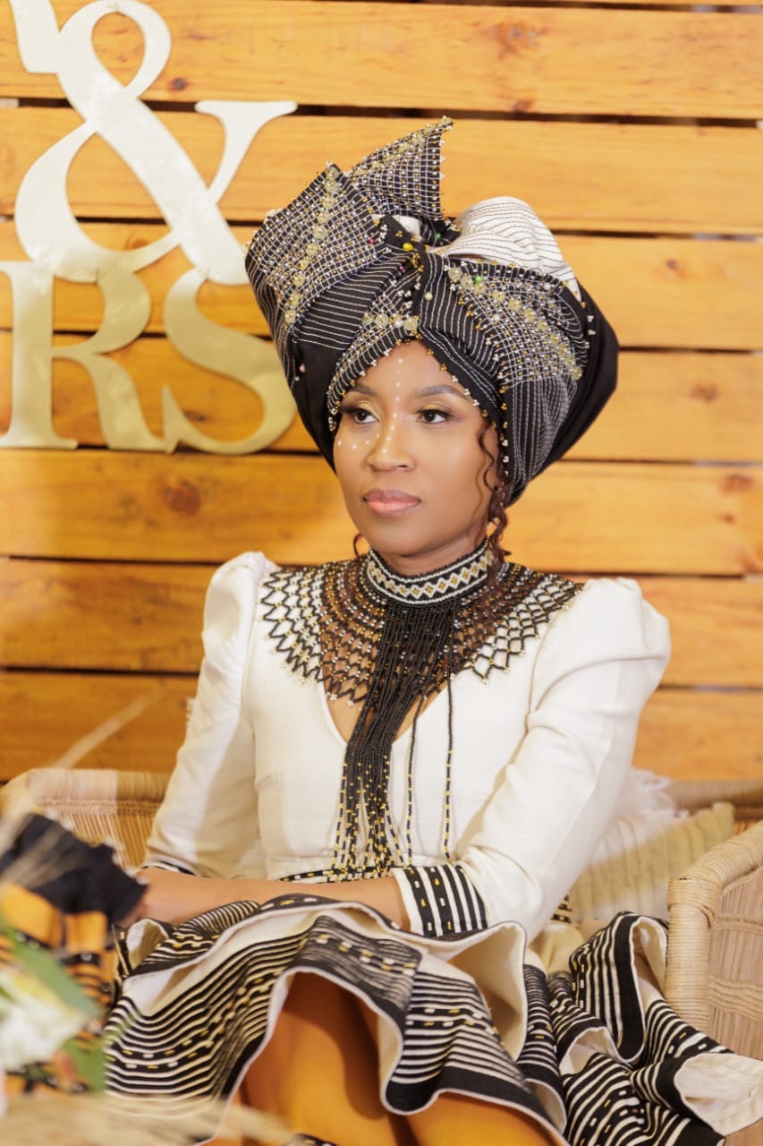Rectangular beaded headwrap