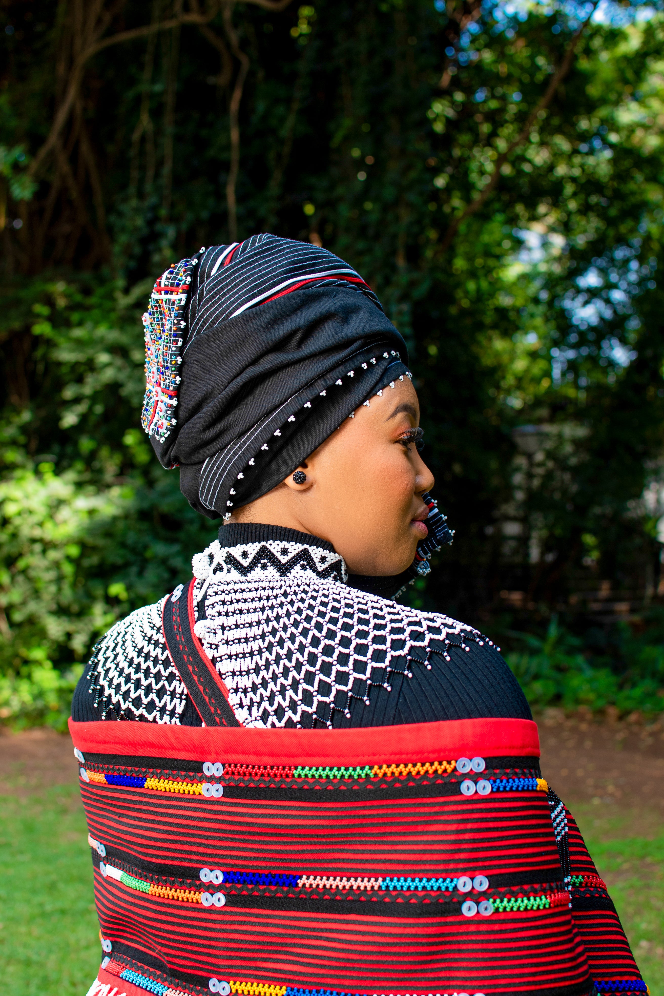 Red & black 5 piece ladies ensemble