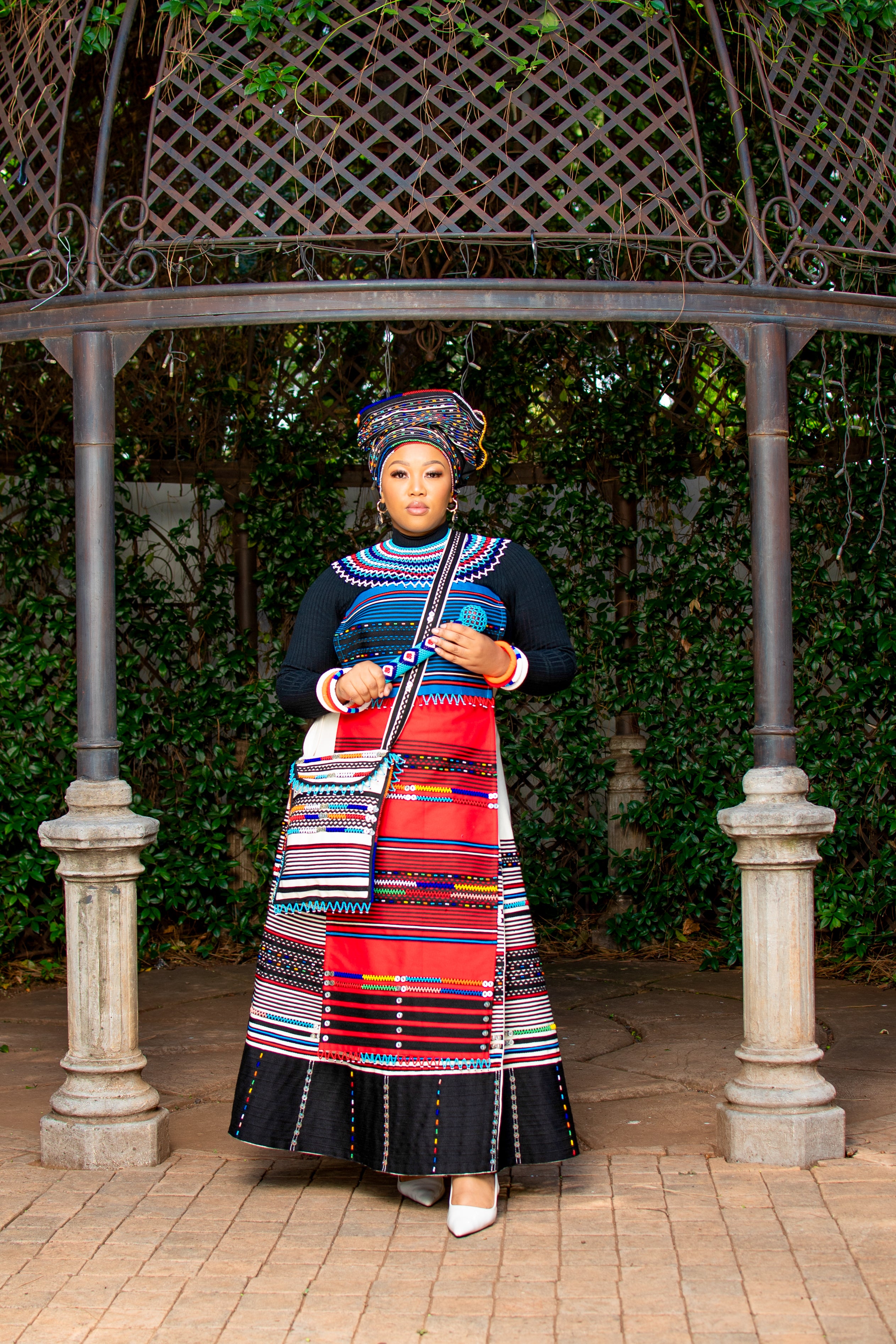 Cream, Red & Turquoise 6 piece ladies ensemble