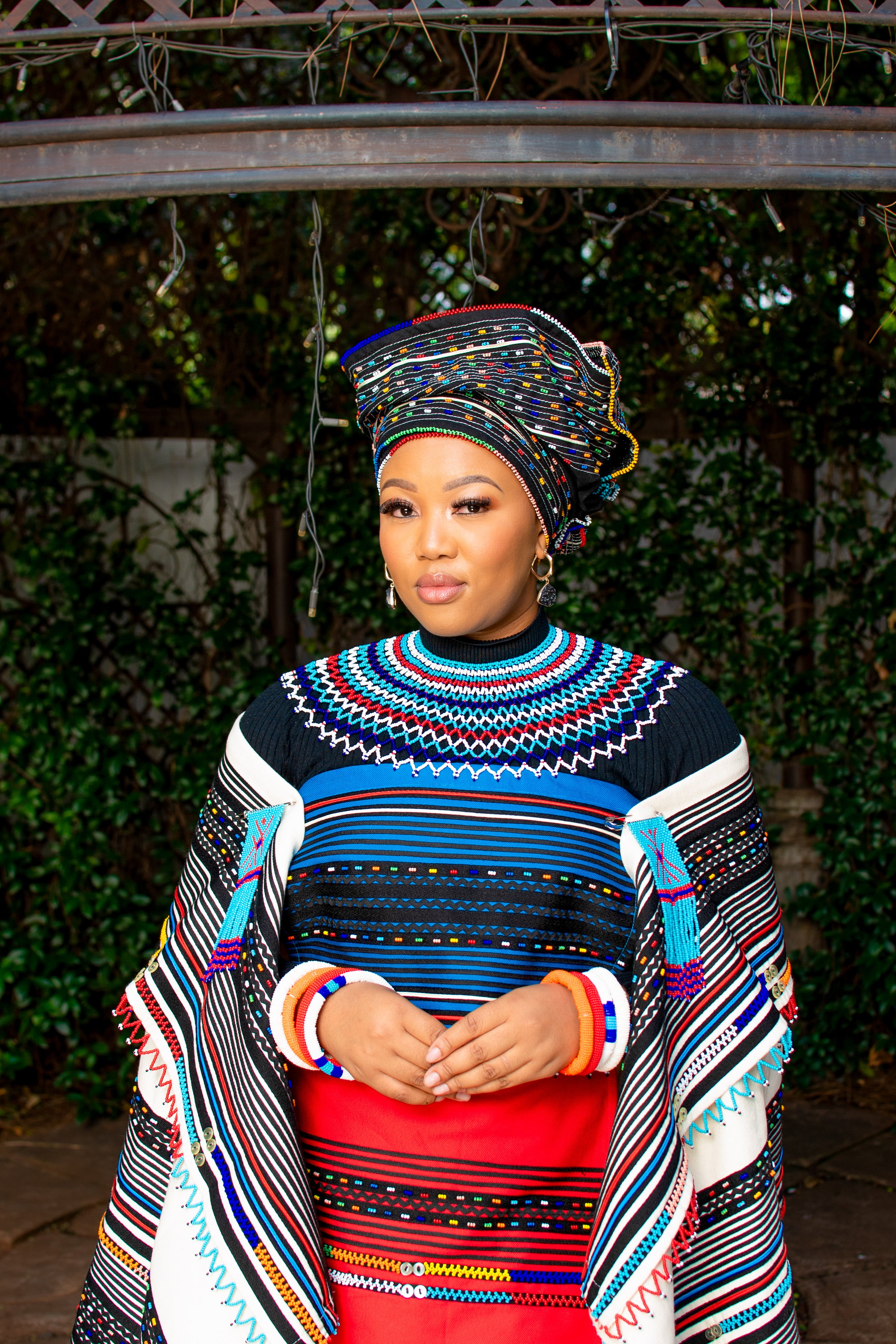 Cream, Red & Turquoise 6 piece ladies ensemble