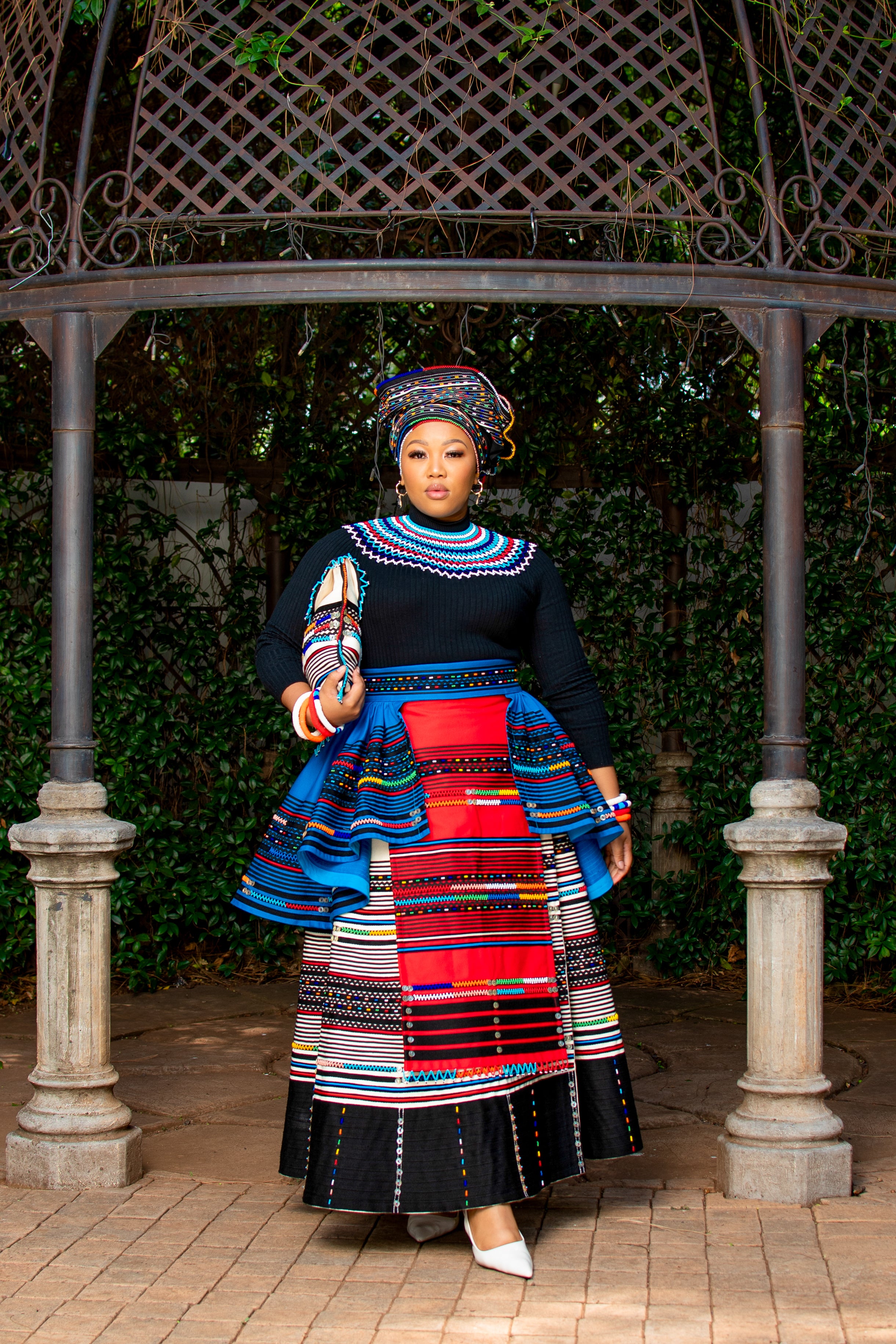 Cream, Red & Turquoise 6 piece ladies ensemble