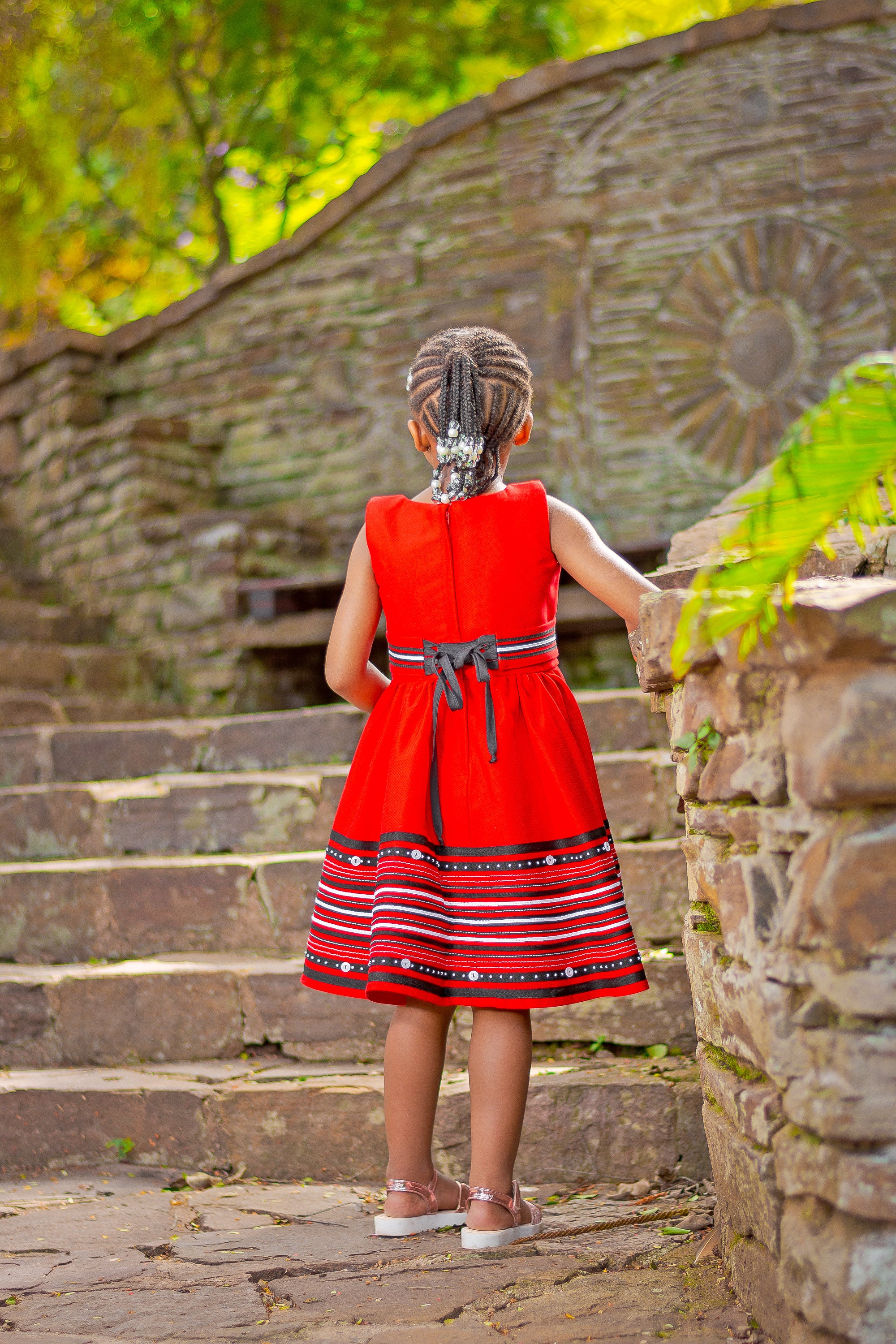Red, black and white round neck girls dress