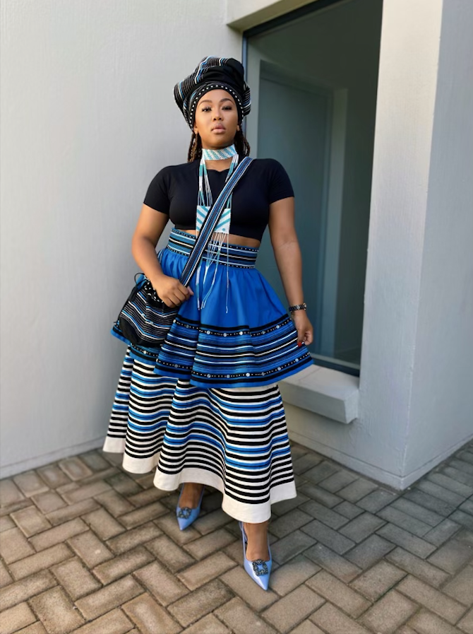 Chumisa 2 tier cream and blue skirt and matching headwrap